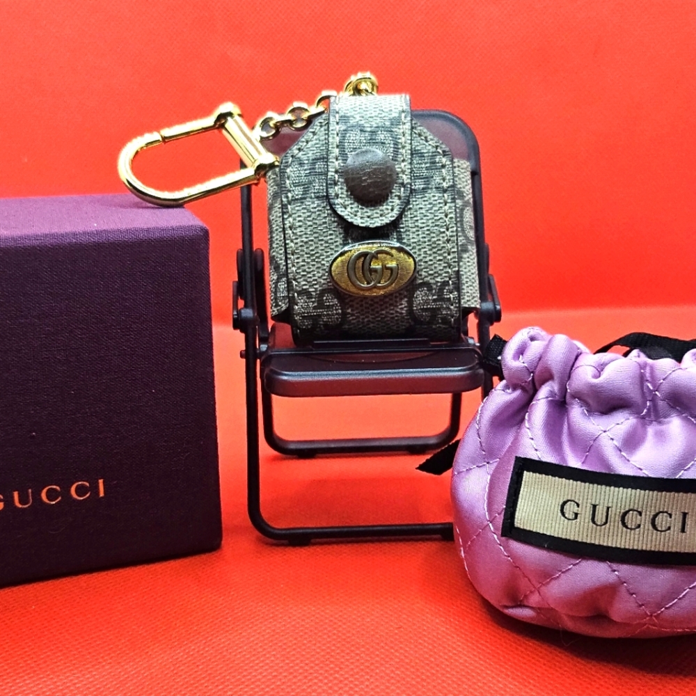 100% AUTHENTIC GUCCI ear pod HOLDER